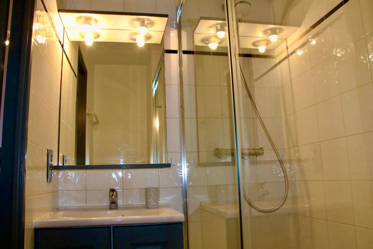 Modern Studio Proche Centre Шамони Экстерьер фото